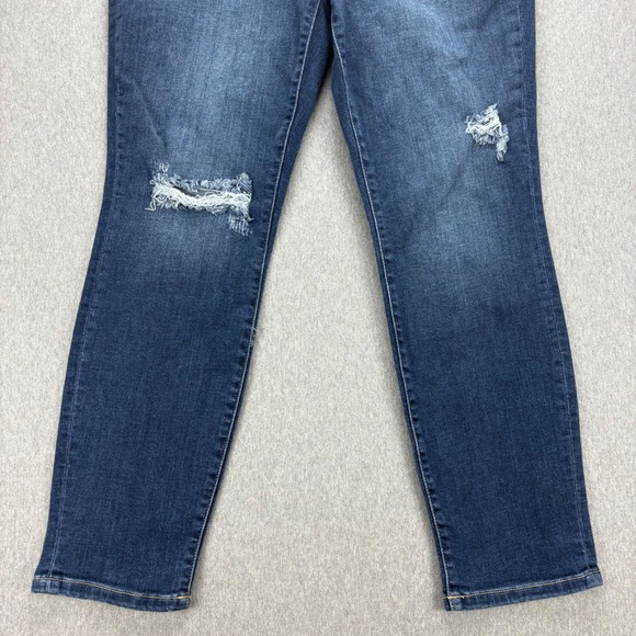 Judy Blue Jeans Womens 7/28 Boyfriend Fit Distressed Medium Wash Comfort Stretch - Picture 3 of 15